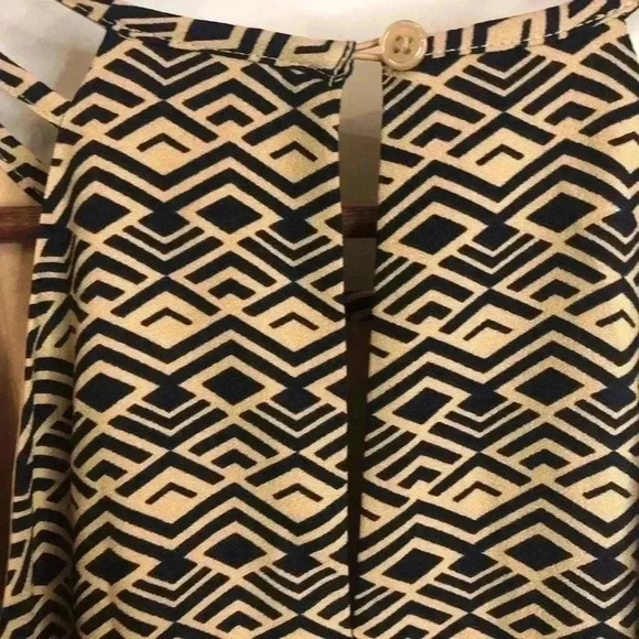 Banana Republic Ladies Medium Black and Tan Medium Sleeveless Belted NWT - Picture 5 of 5